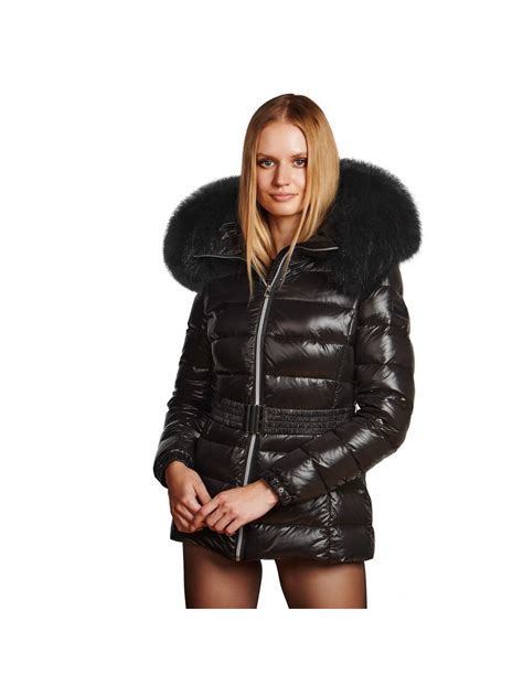 prada daunenjacke mit kunstfell